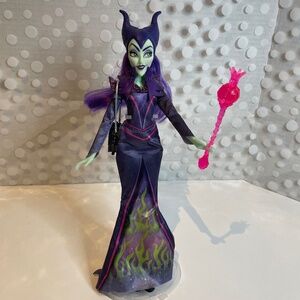 Disney Villains 🐦‍⬛ Sleeping Beauty Malificent doll